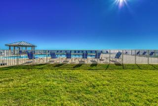 Beach House Condominiums C104 - Beachfront with Pool, WiFi, & Beach Service - 8