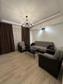 Cozy Newly Renovated Apartment in Batumi Old Town - 5