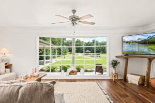 Dream Estate with Pool, Bonfire & 100 Acres Nature - 0