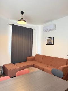 Navyblue Apartments with Pool & Parking - Budva - 7