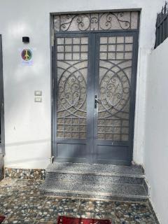 The king's house - 3