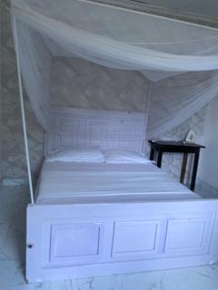 Garden Nest Diani - 8