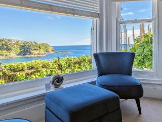 Seascape - St Catherine's Court - 0