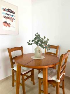 Costa Blanca Beach Apartment with Sunny Balcony & Pool - 8