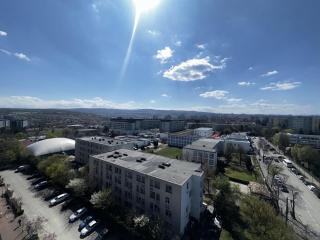 Varhen Apartment - Viva City 10th Floor Sky View - 1
