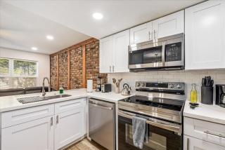 Montrose Apt Near Museums Midtown Downtown M4 - 5