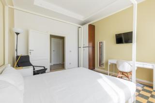 Carracci Luxury Apartment - 1