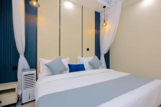 Port Harbor Hotel - 9