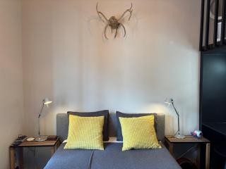 Iso Roobertinkatu B - Picturesque Area in Helsinki Center Apartment - 8