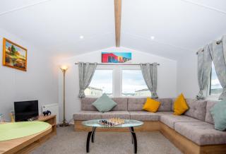 Parkdean Crimdon Sea View Caravan for Easter Fun - 6