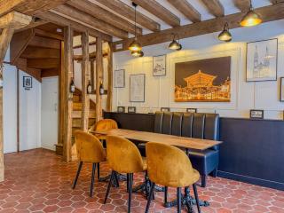 Logement atypique - Ancien restaurant - T3 - 0