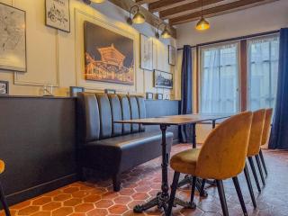 Logement atypique - Ancien restaurant - T3 - 6