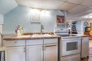 3 Mi to Bath Historic District! Stylish Studio - 2