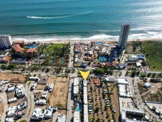 Poolfront Apartment Steps from Playa Cerritos - 6