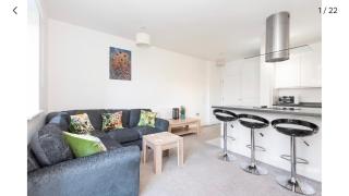 York City Apartment with gated parking included - 1