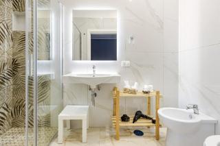 Central - Golden House - Naples - 5