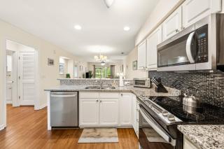 17C Fairway 17 Waterside at True Blue condo by Peace Vacations - 5