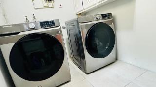 The Oasis- luxury in prime location, hot tub & gym - 4