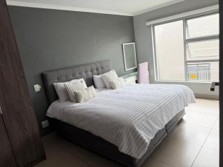 Major Executive Suites - 4