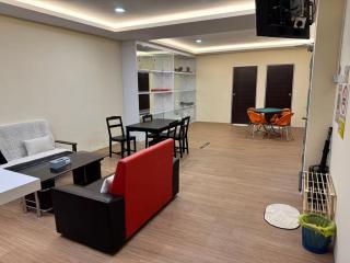 Family Karaoke Homestay, 2 BR Entire Floor, Raja Uda - 5