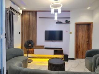 1bed flat , close to the Airport , Isolo lagos , ground floor - 1