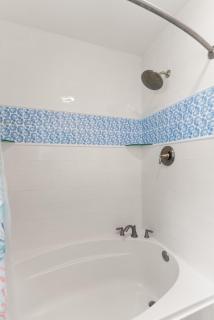 Harbour Oaks, Unit 213 - 5