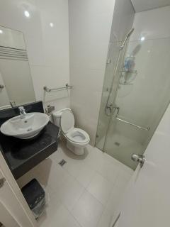 Corner unit at One Palm Tree Villas - Manila - 4