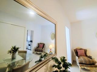 Apart 6 Aristides & Bares - 8