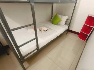 Tulip hotel - Chiang Mai Old City Stay & Thai Massage - 8