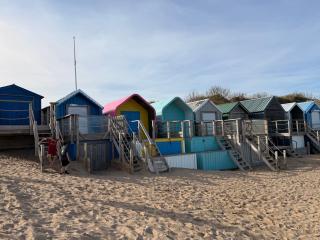 White River Retreats luxury lodges with Private Wood Fired Hot Tubs - 9