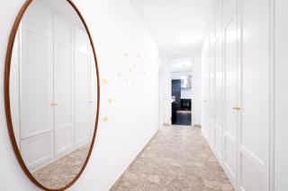 Bella Vita Stays Happy - 5