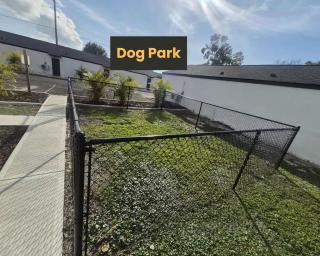 Walk to Stadium, 2 Parking spots, Dog Park, BBQ - 8