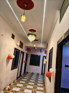 The SD hotel and restaurant - 3