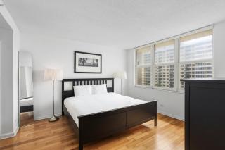 Steps from the Beach - Prime Miami Beach Condo - 5