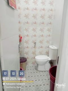 Villa Selabintana Shyra House - 6