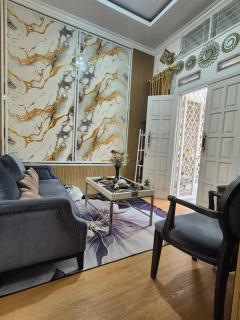 Villa Selabintana Shyra House - 1