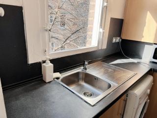 2 Bedrooms Leith Walk Apartment - 1