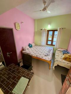 Peacocks gateway cottages - 4