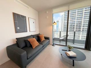 Upscale Downtown Miami High-Rise Stay - 8