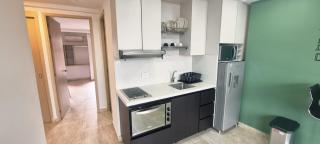 Cold AC-King Bed-Fast Wi-Fi-Medellin Paradise - 2