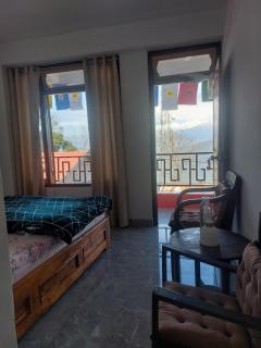 Lingkha Homestay - 8