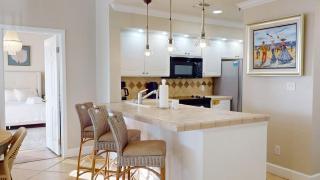 Beach Manor 0812 - 1