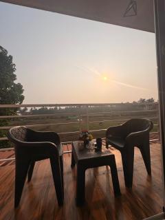 Private Balcony Studio Near Thalassa AC WiFi - 1