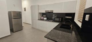 The Palm Terrace Mount Lavinia - 9