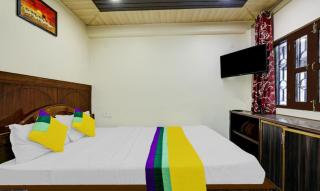 Hotel FZ Premium Palace Naini Lake - 3