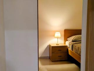 Praia Urban Hub - 2BdR 4th Floor City View and Wi-Fi - 8