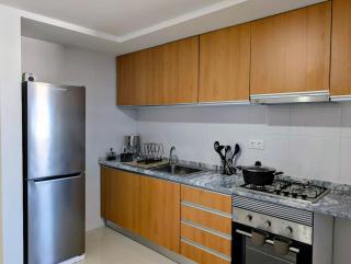 Praia Urban Hub - 2BdR 4th Floor City View and Wi-Fi - 6