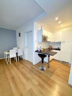 Lux Fara - Milan - 7