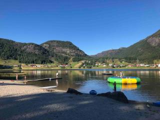 Koselig hytte med vedfyrt badstue - 8