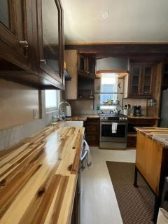 Beautifully Chic, Spacious, WiFi, Near Pullman Yds - 4